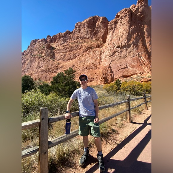 Meet your Posher, Kameron - Picture 2 of 10